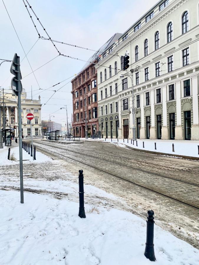 Apartament Good Morning Wroclaw 1 Pietro - Klima - 100M Rynek - Netflix - Parking W Cenie エクステリア 写真