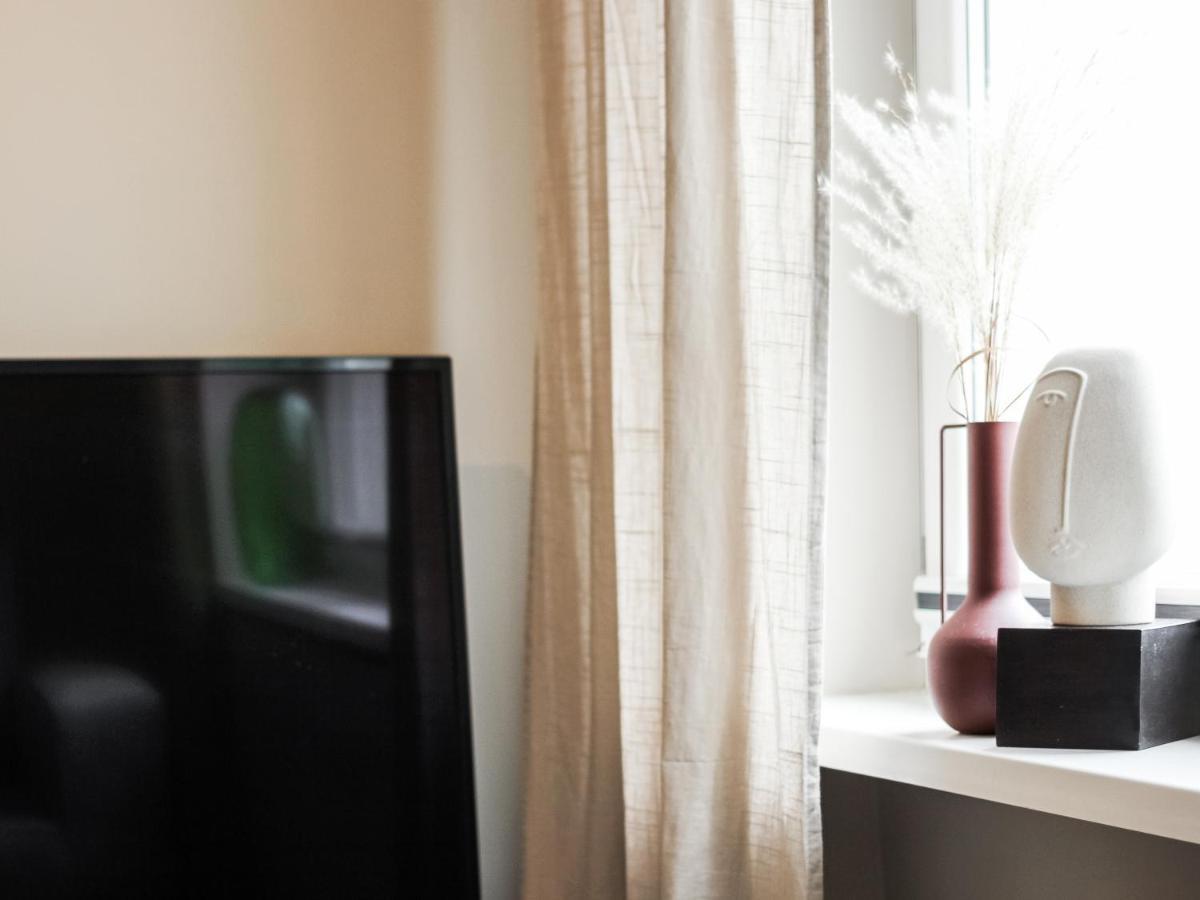 Apartament Good Morning Wroclaw 1 Pietro - Klima - 100M Rynek - Netflix - Parking W Cenie エクステリア 写真
